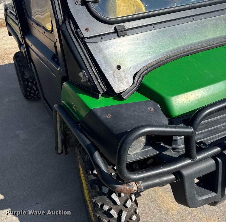 image for item EU6088 2011 John Deere 825I utility vehicle