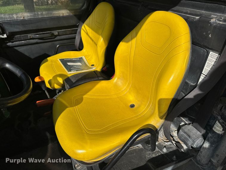 image for item EU6088 2011 John Deere 825I utility vehicle