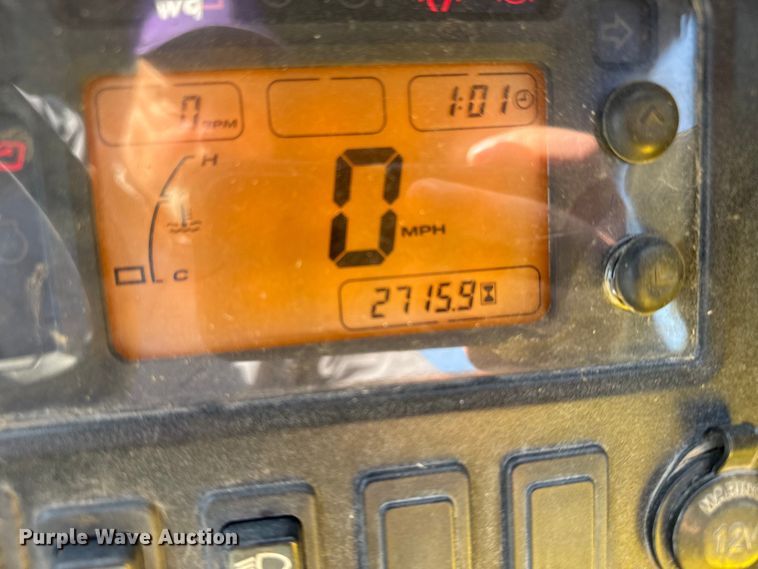 image for item EU6088 2011 John Deere 825I utility vehicle