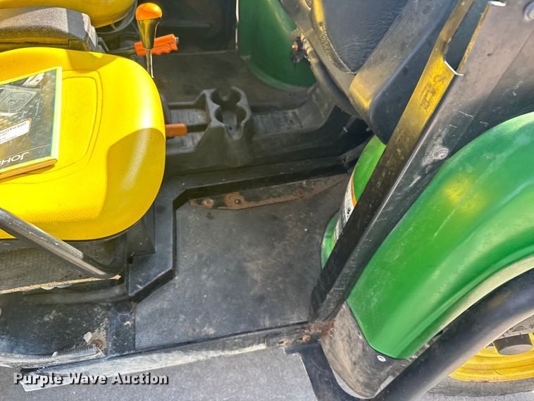 image for item EU6088 2011 John Deere 825I utility vehicle