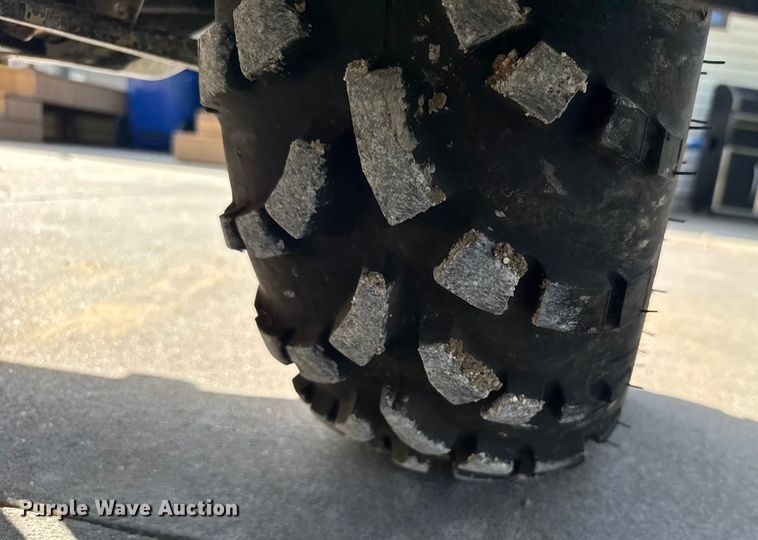 image for item EU6088 2011 John Deere 825I utility vehicle