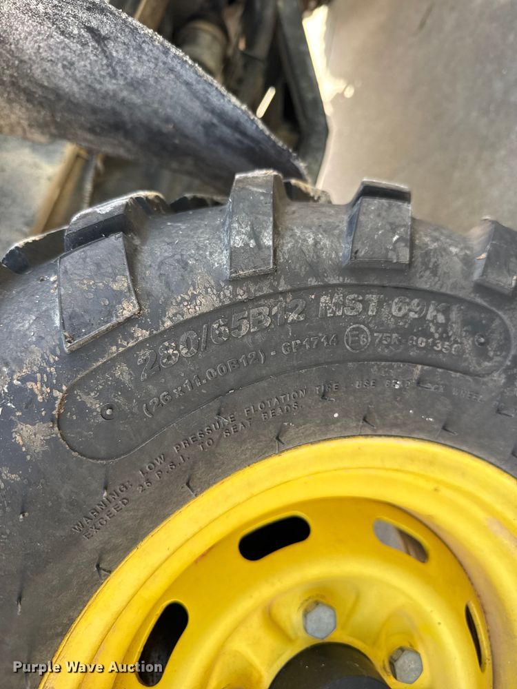 image for item EU6088 2011 John Deere 825I utility vehicle