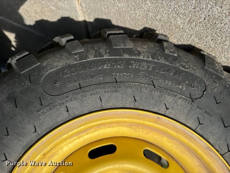 image for item EU6088 2011 John Deere 825I utility vehicle