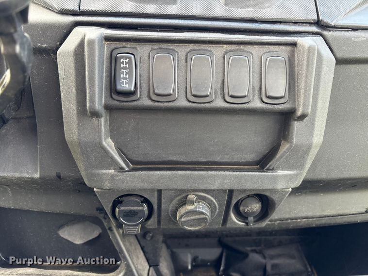 image for item EU7033 2023 Bobcat UV34XL utility vehicle