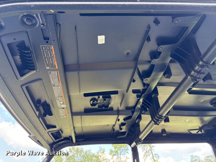 image for item EU7033 2023 Bobcat UV34XL utility vehicle