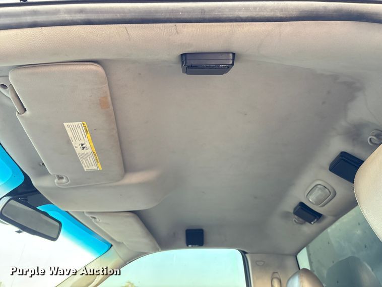 image for item EU7044 2016 Dodge Ram 5500 Box Truck