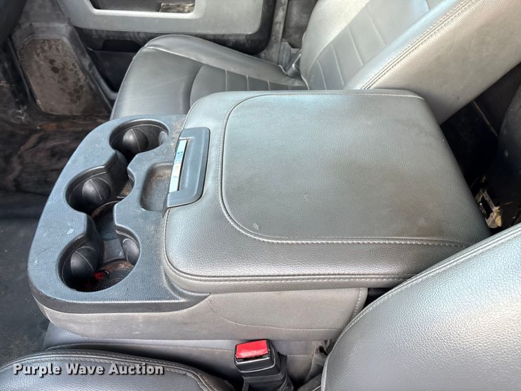 image for item EU7044 2016 Dodge Ram 5500 Box Truck