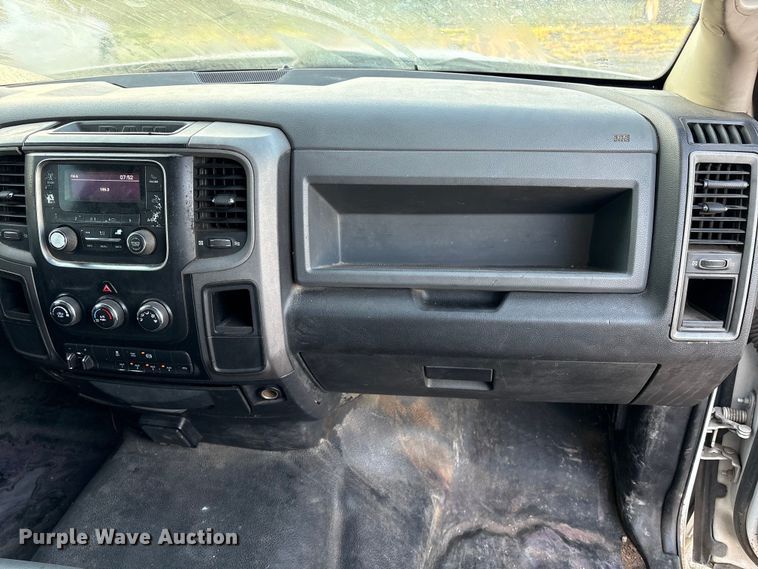 image for item EU7044 2016 Dodge Ram 5500 Box Truck