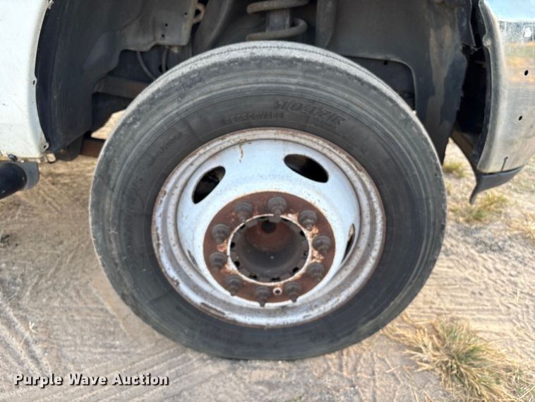 image for item EU7044 2016 Dodge Ram 5500 Box Truck