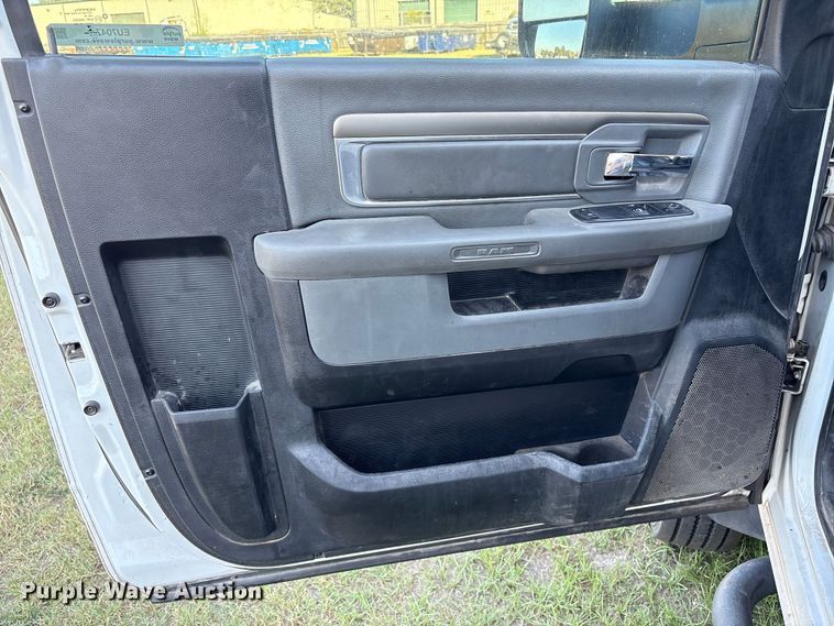 image for item EU7047 2017 RAM 5500 box truck