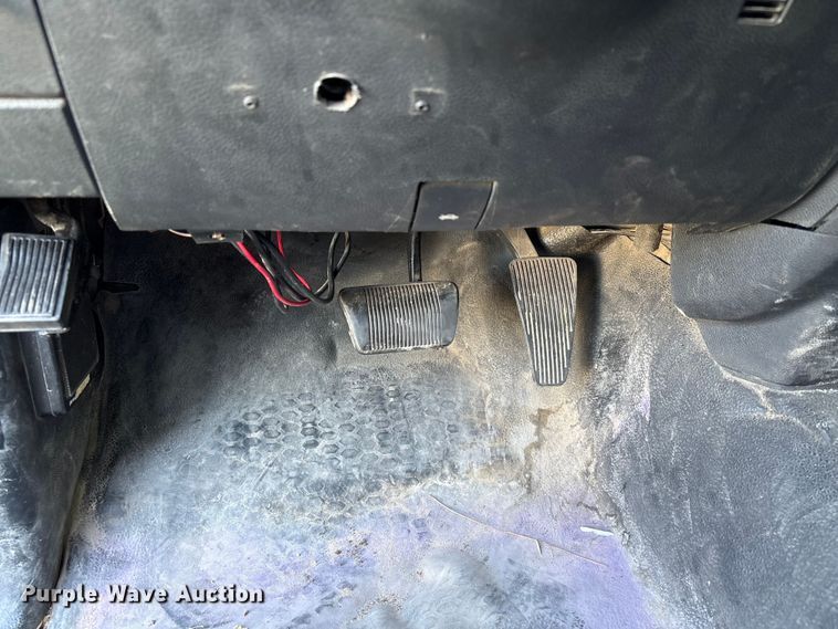 image for item EU7047 2017 RAM 5500 box truck