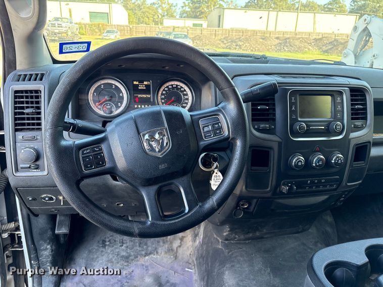 image for item EU7047 2017 RAM 5500 box truck