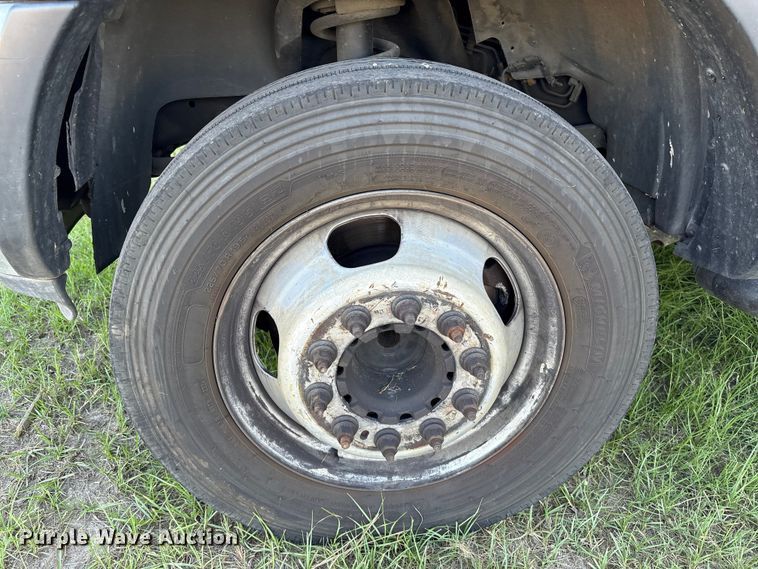 image for item EU7047 2017 RAM 5500 box truck