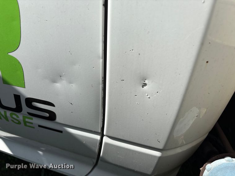 image for item EU7048 2013 RAM 5500 box truck