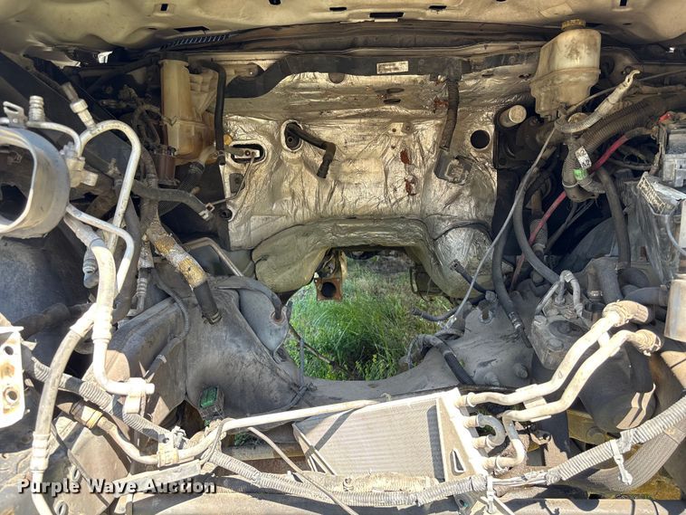 image for item EU7048 2013 RAM 5500 box truck