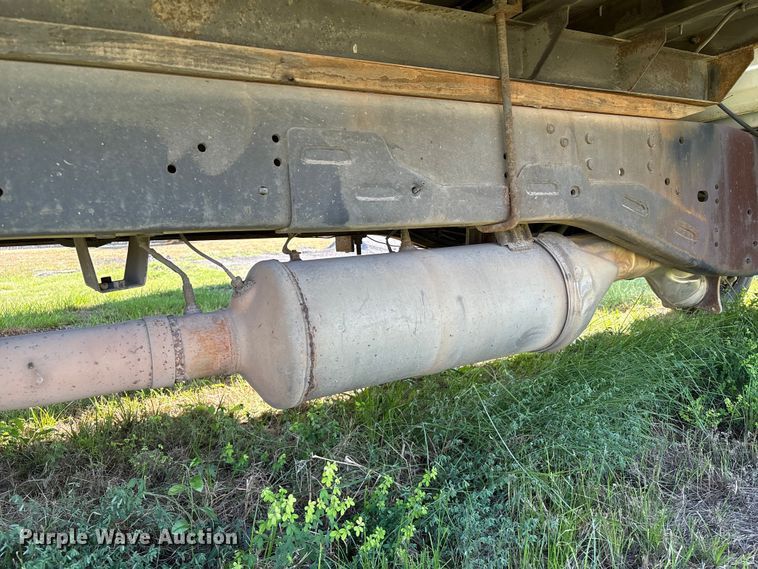 image for item EU7048 2013 RAM 5500 box truck