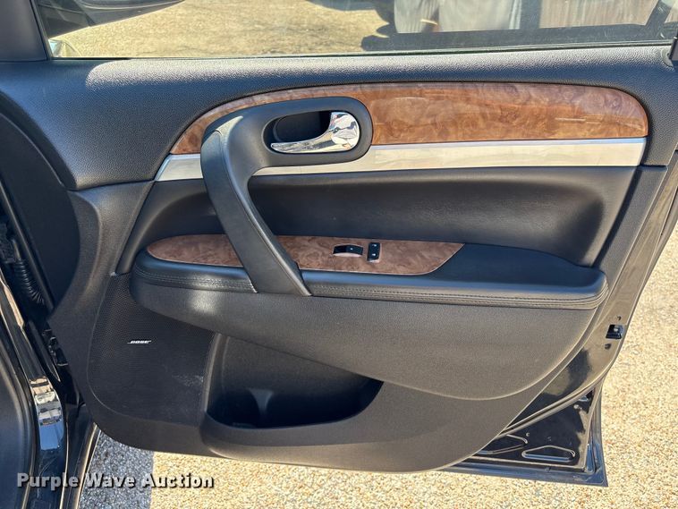 image for item EU7050 2011 Buick Enclave SUV