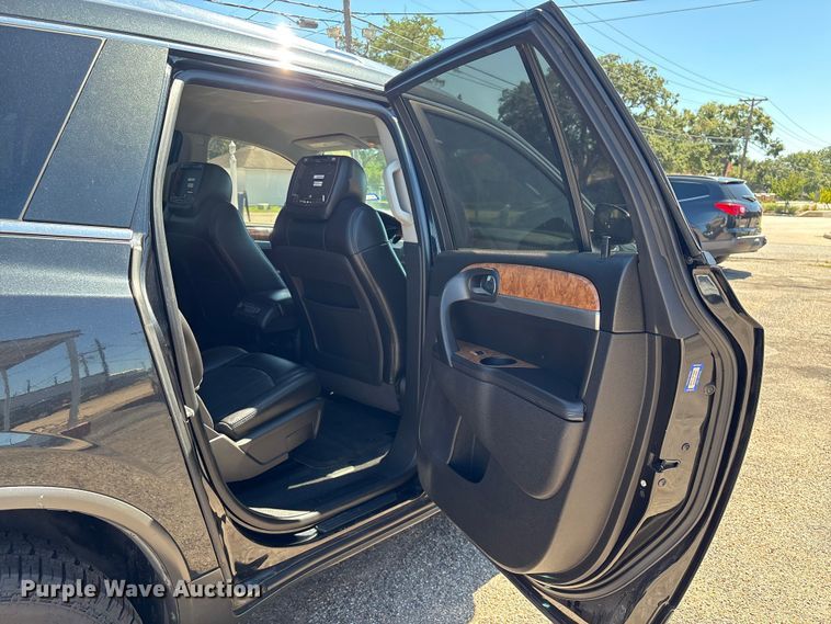 image for item EU7050 2011 Buick Enclave SUV