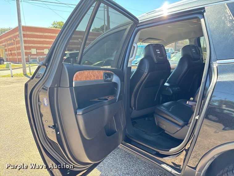 image for item EU7050 2011 Buick Enclave SUV