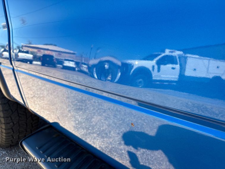 image for item EU7051 2011 Ford F150 SuperCrew pickup truck