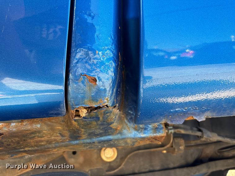 image for item EU7051 2011 Ford F150 SuperCrew pickup truck