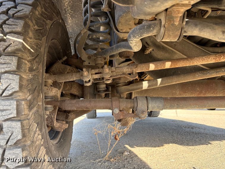 image for item EU8505 2012 Ford F250 Super Duty Crew Cab pickup truck