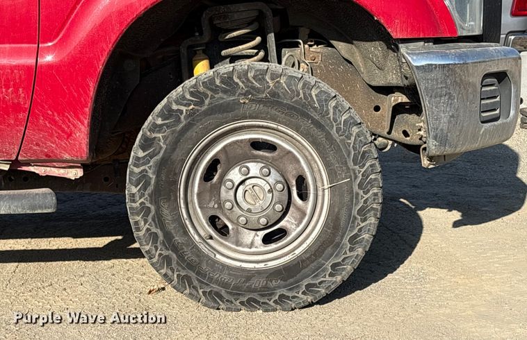 image for item EU8505 2012 Ford F250 Super Duty Crew Cab pickup truck