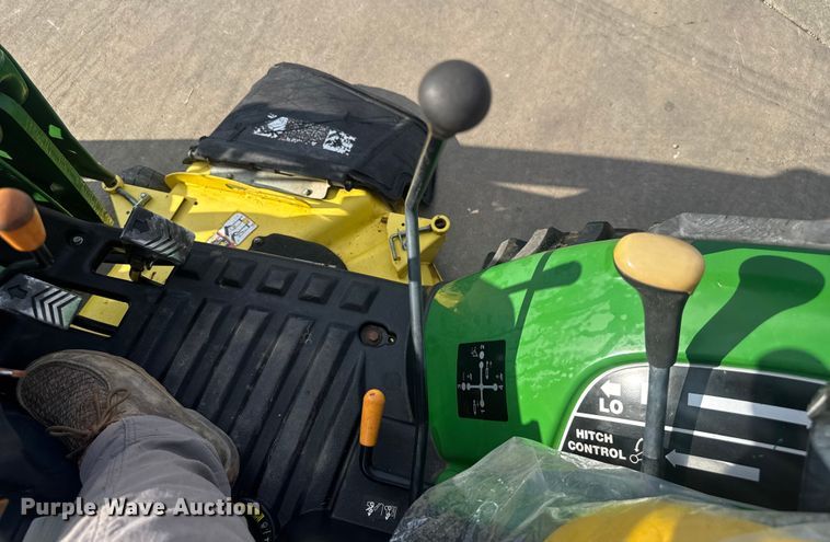 image for item EV1991 2008 John Deere  2305 MFWD tractor