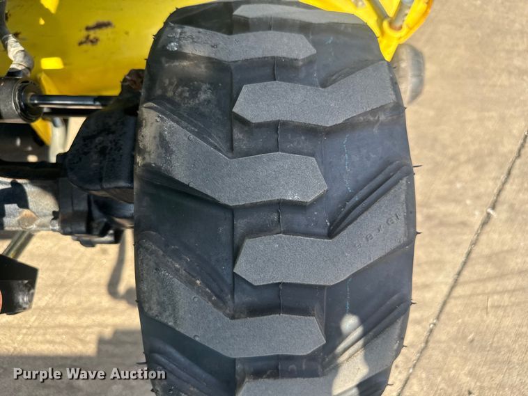 image for item EV1991 2008 John Deere  2305 MFWD tractor