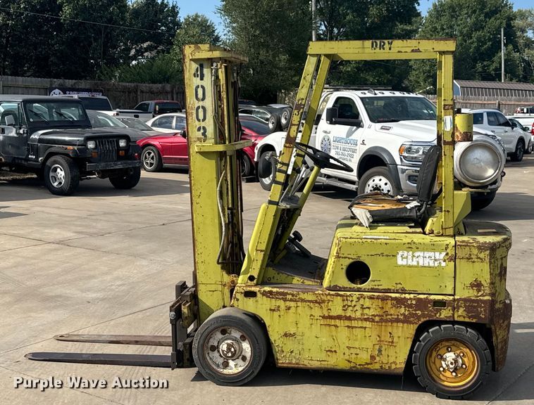 image for item EV1992 Clark C500-35 forklift