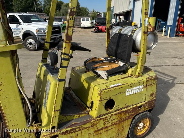 image for item EV1992 Clark C500-35 forklift