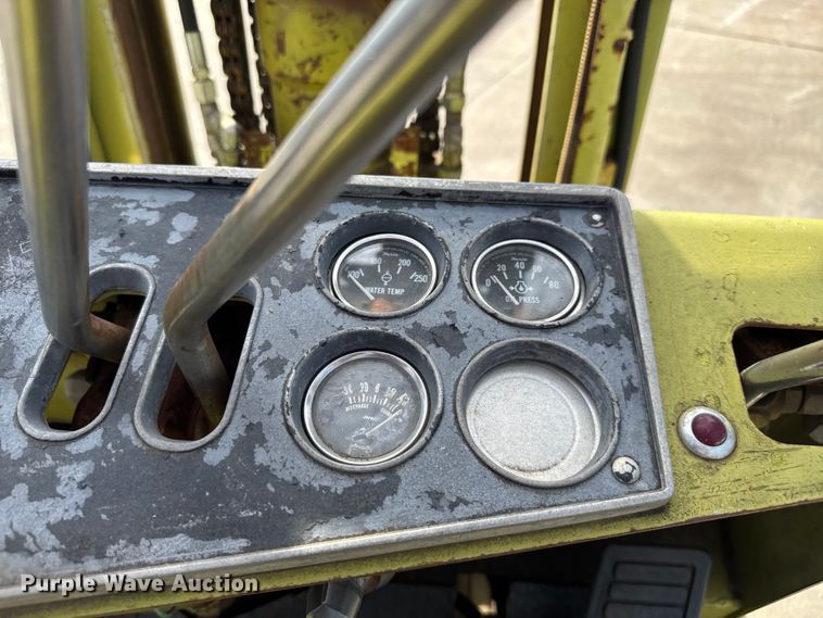 image for item EV1992 Clark C500-35 forklift