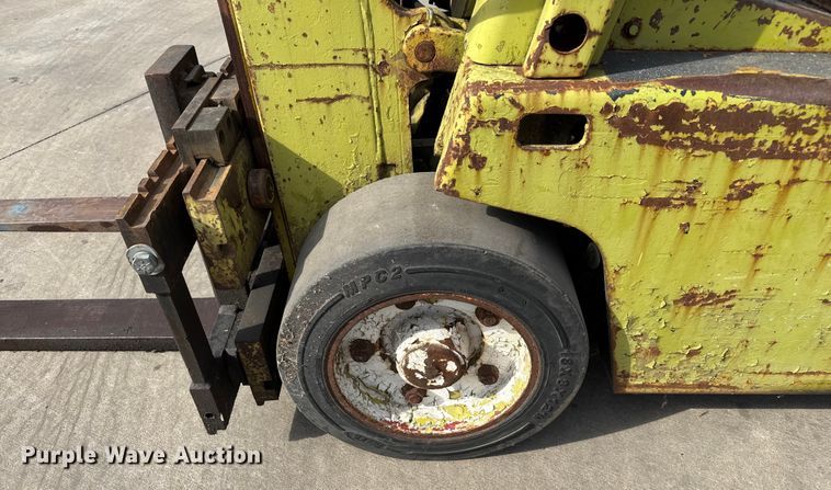 image for item EV1992 Clark C500-35 forklift