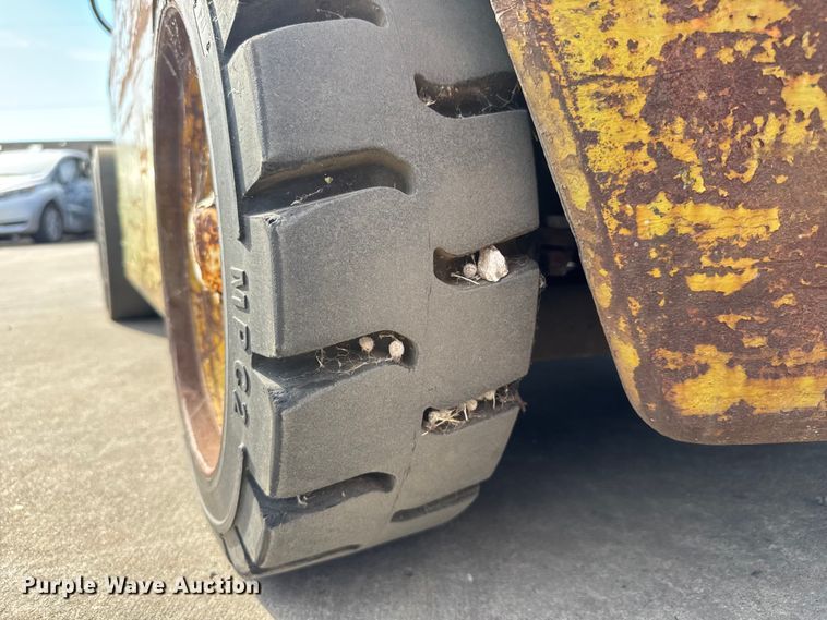 image for item EV1992 Clark C500-35 forklift