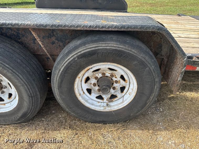 image for item EV1996 2015 Novae Sure-Trac tilt deck utility trailer