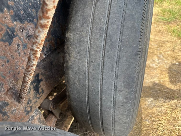 image for item EV1996 2015 Novae Sure-Trac tilt deck utility trailer