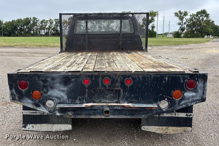 image for item EV3077 1973 Ford F350 flatbed pickup truck