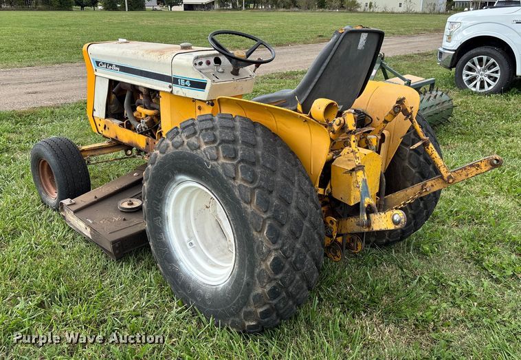 image for item EV3081 1974 International Harvester Cub 154 Lo-Boy tractor