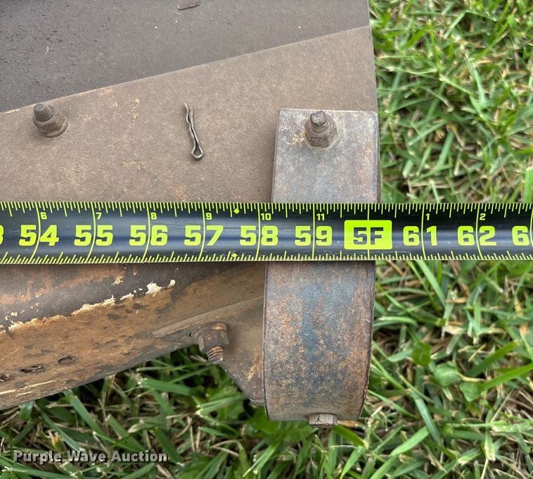 image for item EV3081 1974 International Harvester Cub 154 Lo-Boy tractor