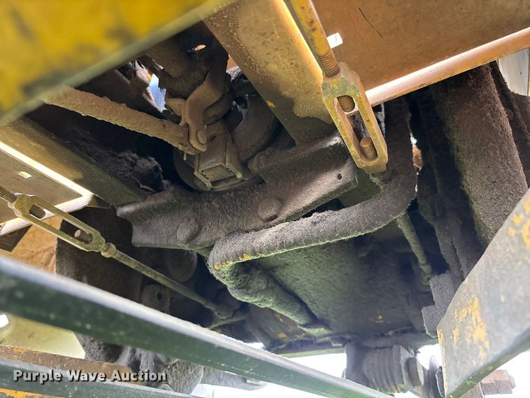 image for item EV3081 1974 International Harvester Cub 154 Lo-Boy tractor