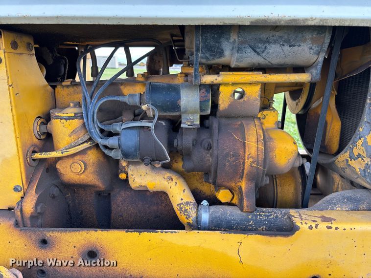 image for item EV3081 1974 International Harvester Cub 154 Lo-Boy tractor