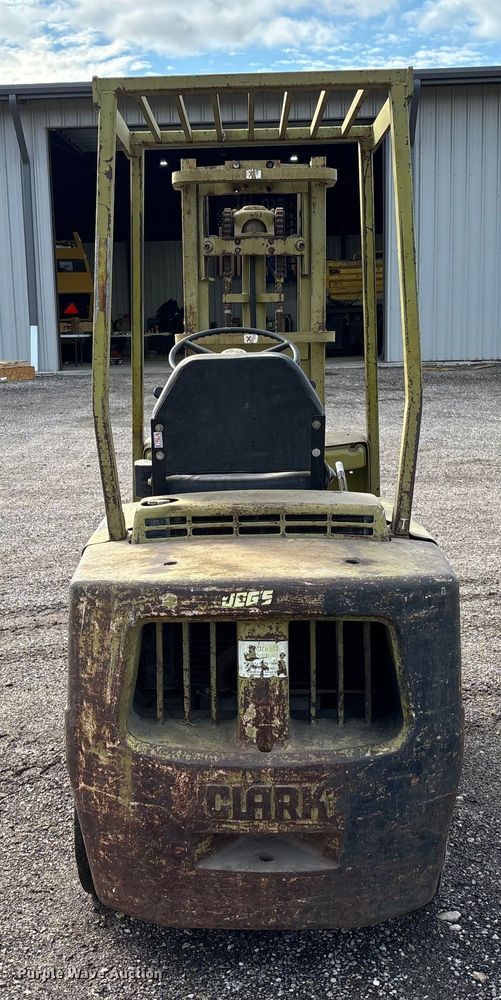 image for item EV3082 Clark C500-50 forklift