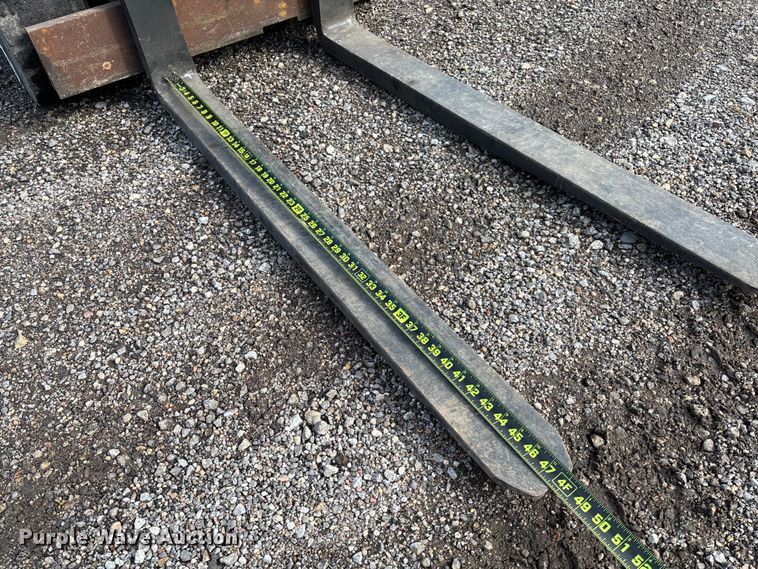 image for item EV3082 Clark C500-50 forklift