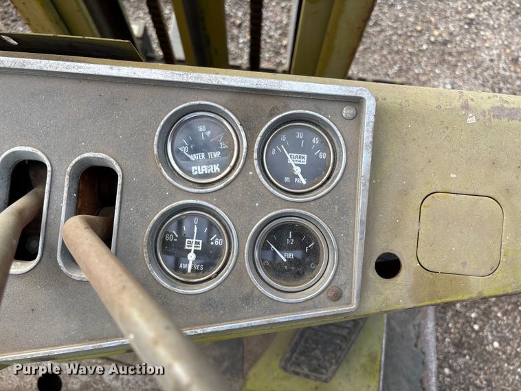 image for item EV3082 Clark C500-50 forklift