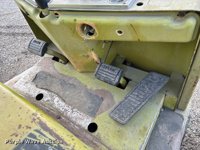 image for item EV3082 Clark C500-50 forklift