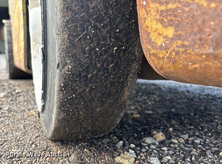 image for item EV3082 Clark C500-50 forklift