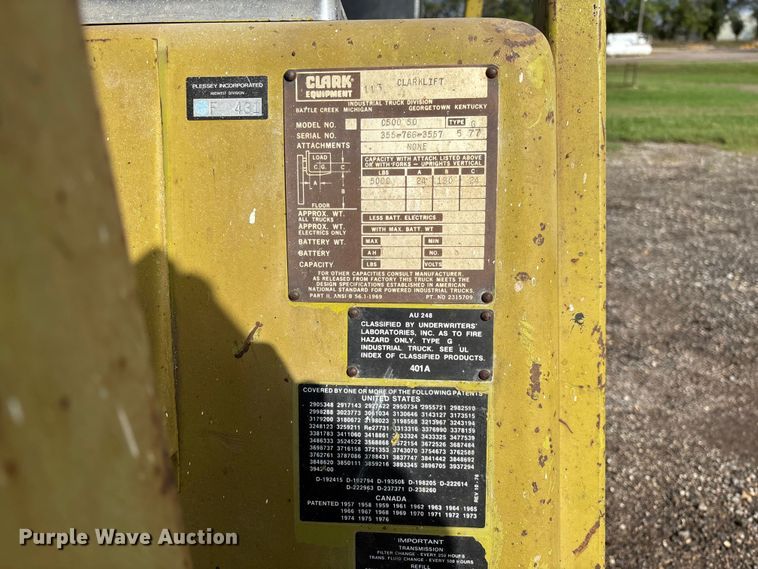 image for item EV3082 Clark C500-50 forklift