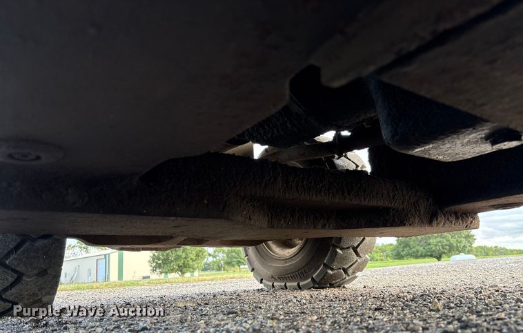 image for item EV3083 Clark C500-Y40 forklift