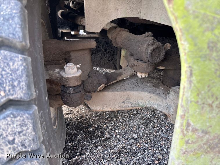 image for item EV3083 Clark C500-Y40 forklift