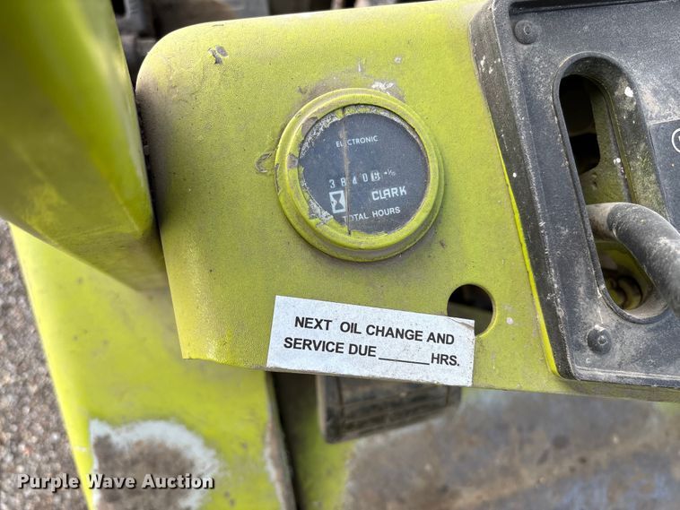 image for item EV3083 Clark C500-Y40 forklift